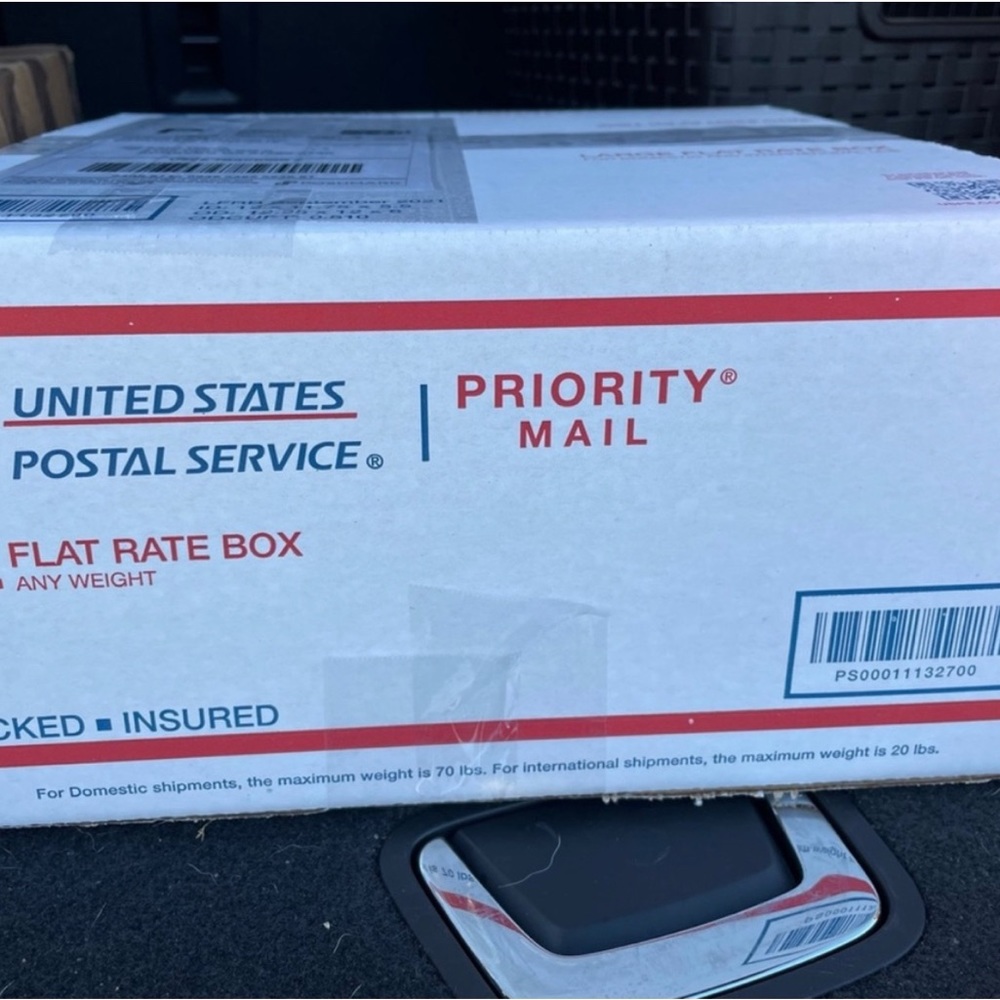 NWT $3 extra shipping label